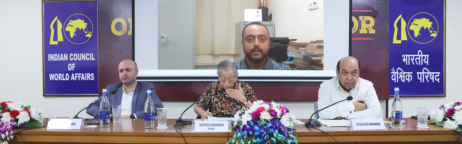 L-R: Mr. Aditya Raj Kaul, Executive Editor, TV9, New Delhi; Amb. Satish Chandra, Former Deputy NSA and High Commissioner of India to Pakistan; Lieutenant General Syed Ata Hasnain, PVSM, UYSM, AVSM, SM, VSM & Bar and presently the Chancellor of the Central University of Kashmir and Dr. Tanwir Arshed, Department of Political Science, Presidency University, Kolkata joined online at the Panel Discussion on ‘Operation Sindoor: Starting a New Narrative?’ at Sapru House, 13 June 2025